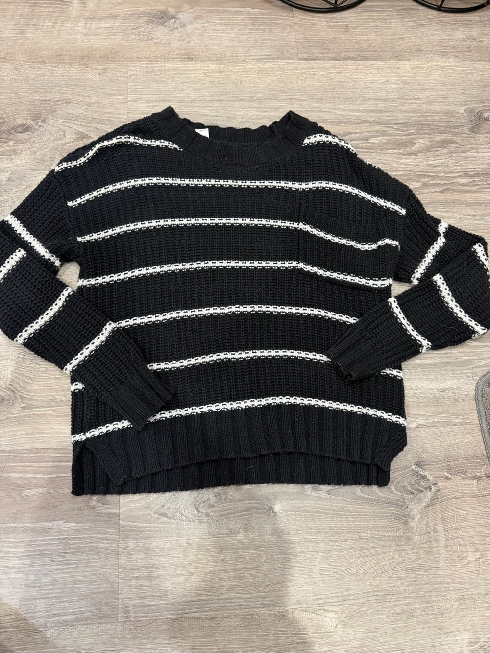 American Eagle Outfitters Black & White Striped Crewneck Sweater